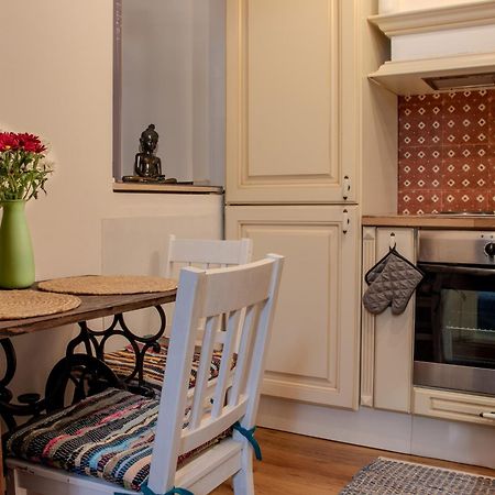 Old Town Apartment Craiova Luaran gambar
