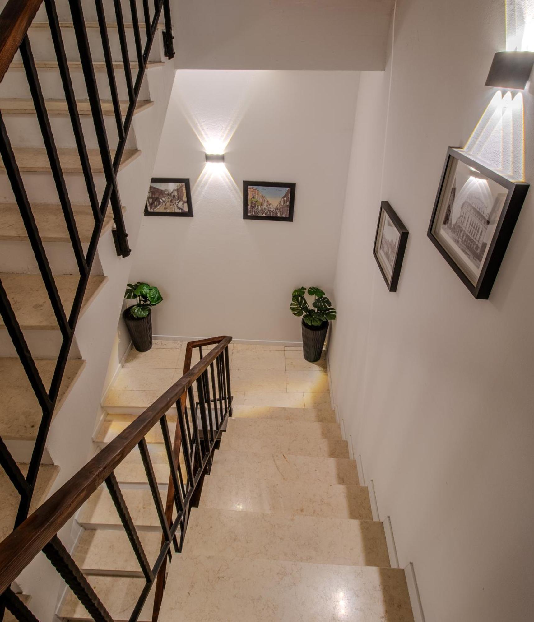 Old Town Apartment Craiova Luaran gambar